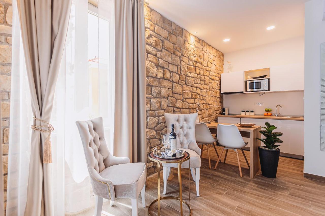 Four Elements Apartman *